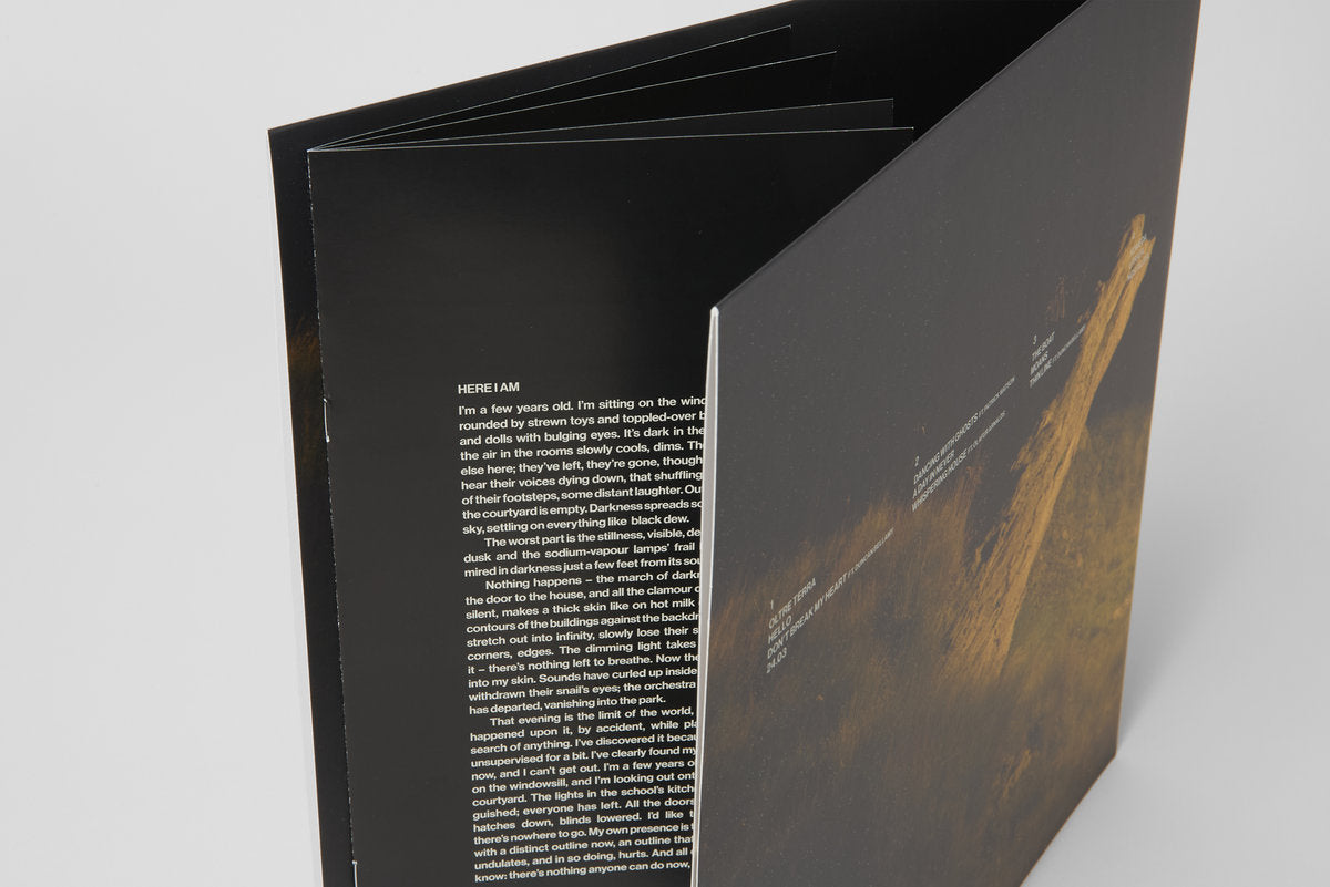 Hania Rani - Ghosts (Double Black Vinyl w/ Bespoke 8-Page Booklet)